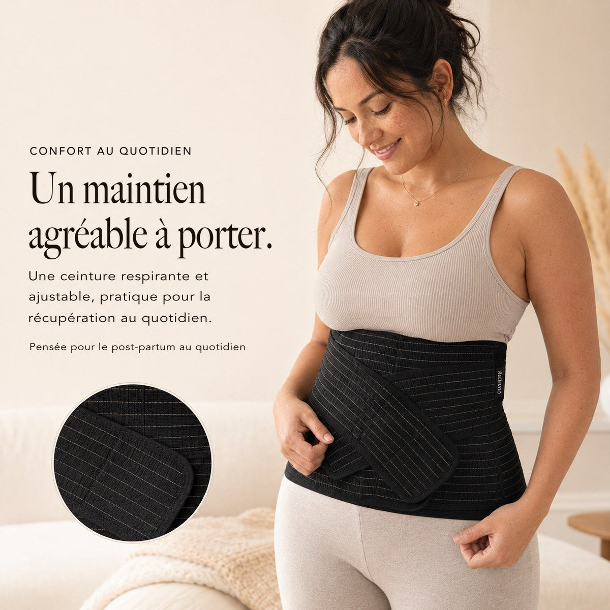 Femme portant la ceinture post-partum Relievoo noire, avec un gros plan sur le tissu rayé respirant