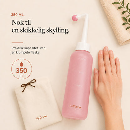 Relievoo peri bottle beside its folded travel pouch with a hand for scale, 350 ml rvpumpen rvhasar